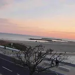 T3 Vue Superbe Sur Mer Et Plage